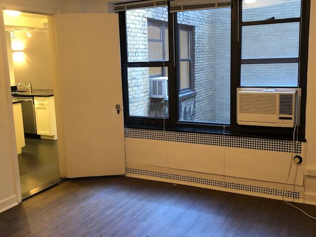 1-Bedroom at Towne House