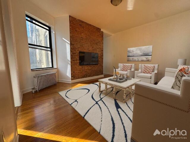 2-Bedroom at 321 East 108th Street