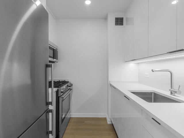 1-Bedroom at South Park Tower