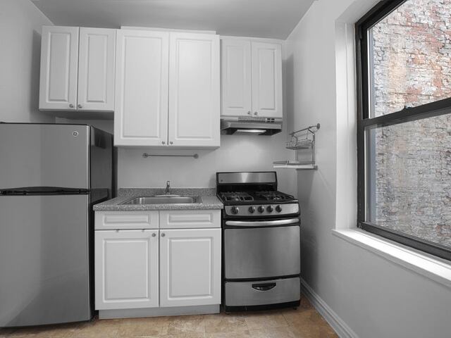 1-Bedroom at 62 Leroy Street