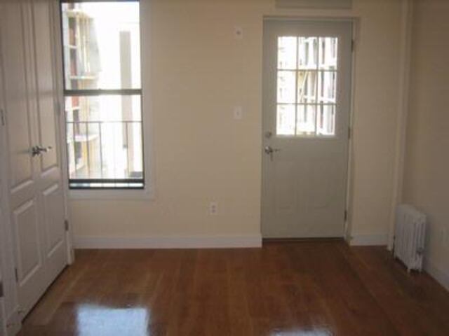 2-Bedroom at 697 Tenth Avenue