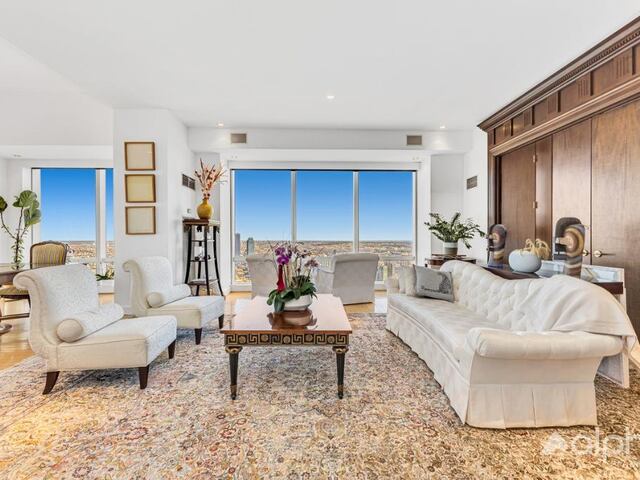 2-Bedroom at Trump World Tower