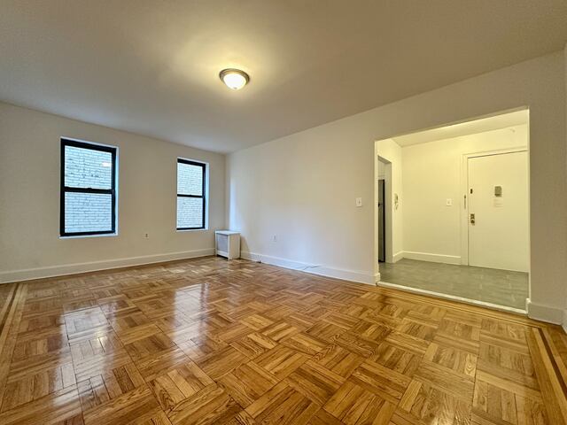 1-Bedroom at 44 Bennett Avenue