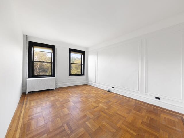 2-Bedroom at 655 Riverside Drive