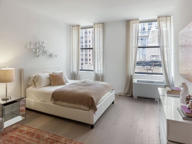 2-Bedroom at 70 Pine Street