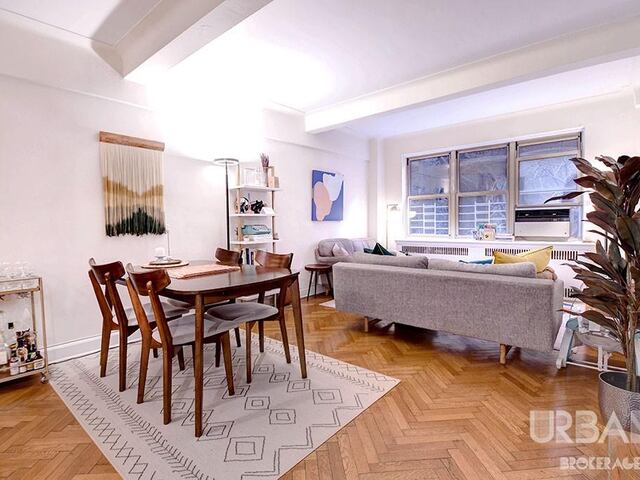 2-Bedroom at 10 West 74th Street