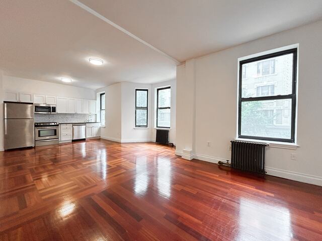 4-Bedroom at The Westbourne : 601-603 West 137th