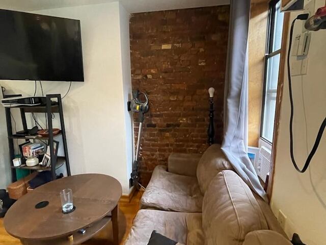 Studio at 126 East 7th Street