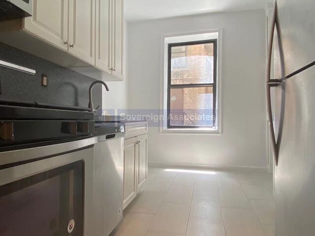 1-Bedroom at 213 Bennett Avenue