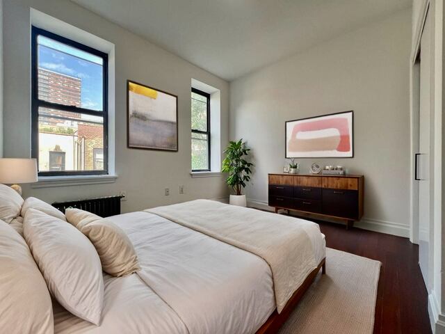 2-Bedroom at The Westbourne : 609 West 137th