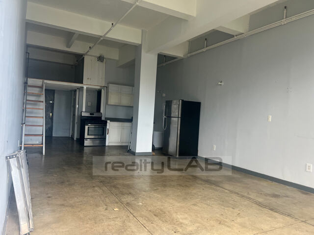 Studio at 1236 Atlantic Avenue
