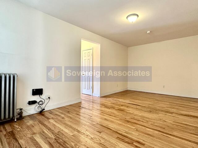 2-Bedroom at 1803 Riverside Drive