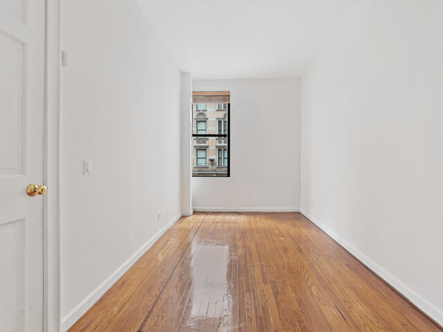 1-Bedroom at 121 Madison Avenue