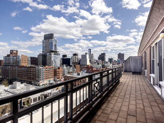 2-Bedroom at SOHO Court