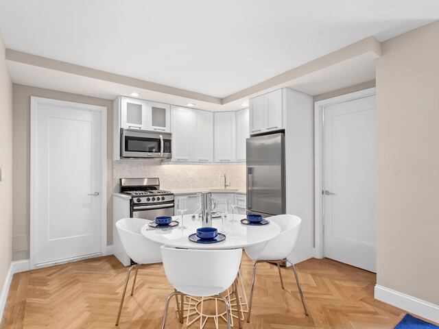 2-Bedroom at Yorkshire Towers