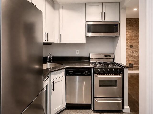 1-Bedroom at 250 East 50th Street