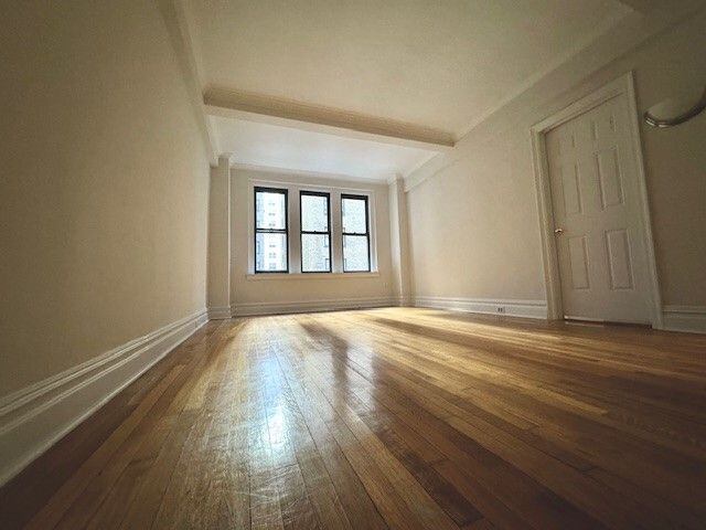 1-Bedroom at 405 East 54th Street