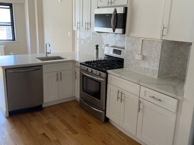 2-Bedroom at Lexington Towers