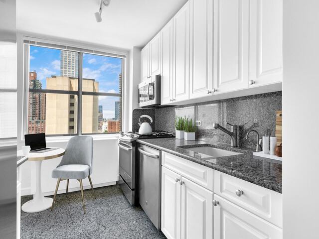 2-Bedroom at The Regent