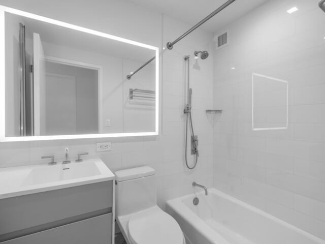 1-Bedroom at South Park Tower