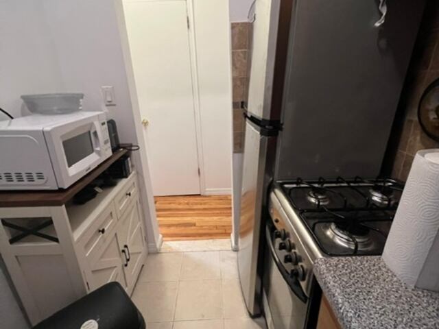 Studio at 624 East 11th Street