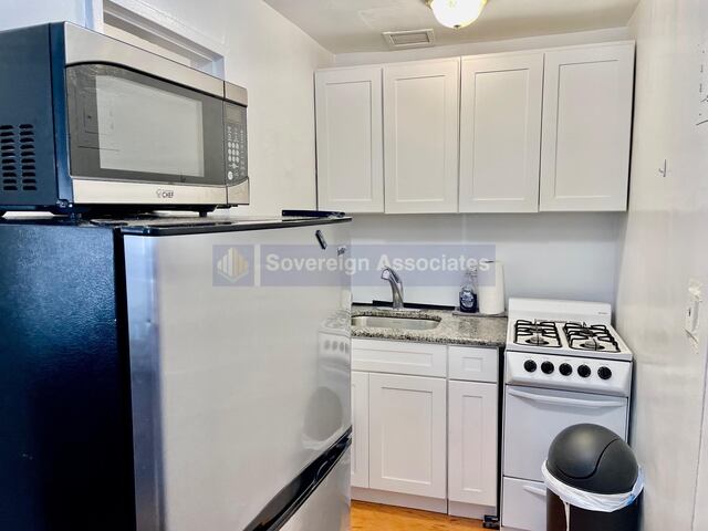 Studio at 308 West 105th Street