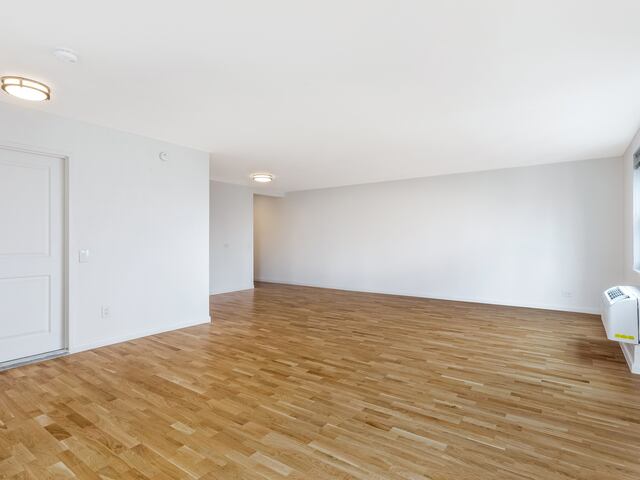 Studio at Gateway: 365 South End
