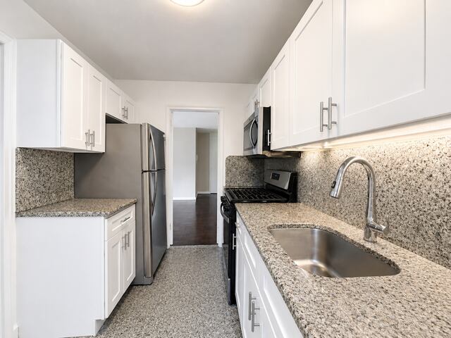 2-Bedroom at Yorkshire Towers