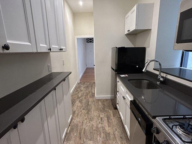 3-Bedroom at 419 West 44th Street