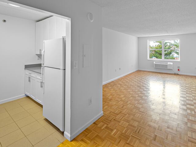 1-Bedroom at Newport: The Lincoln