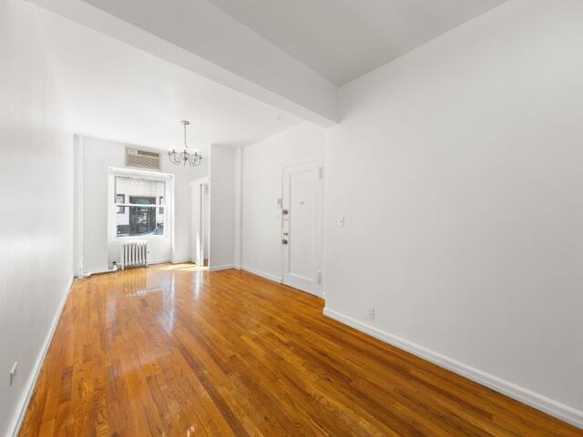Studio at 323 East 90th Street