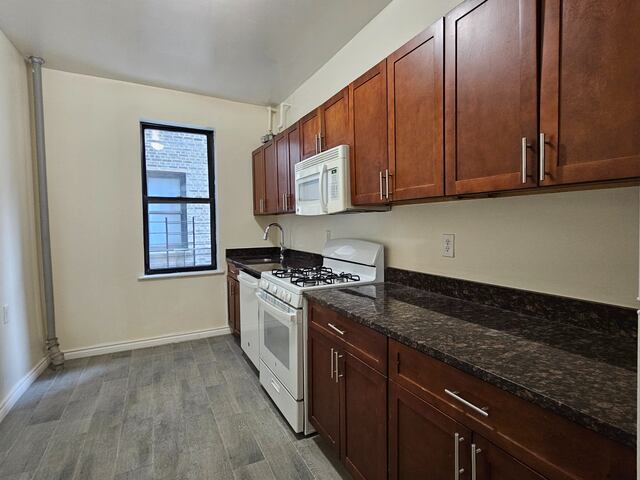 3-Bedroom at 850 West 176th Street