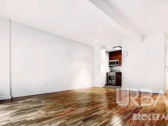 Studio at 123 Bank Street