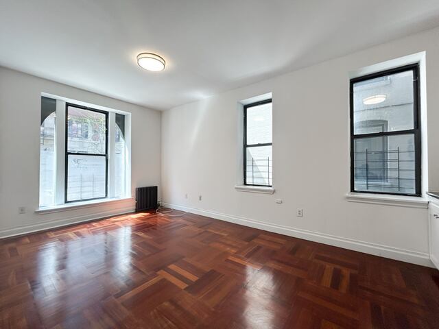 3-Bedroom at The Westbourne : 605 West 137th