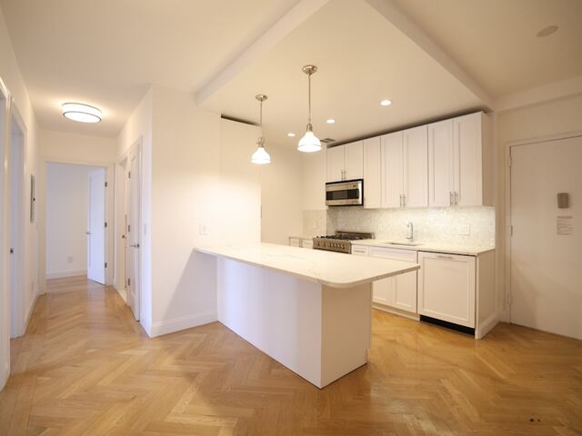 3-Bedroom at Lexington Towers