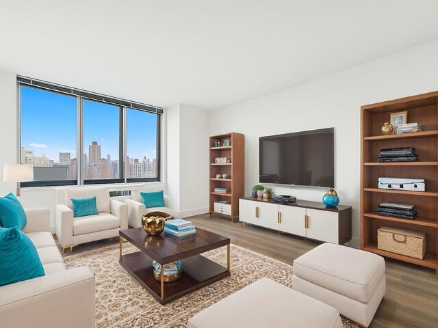 2-Bedroom at The Hamilton