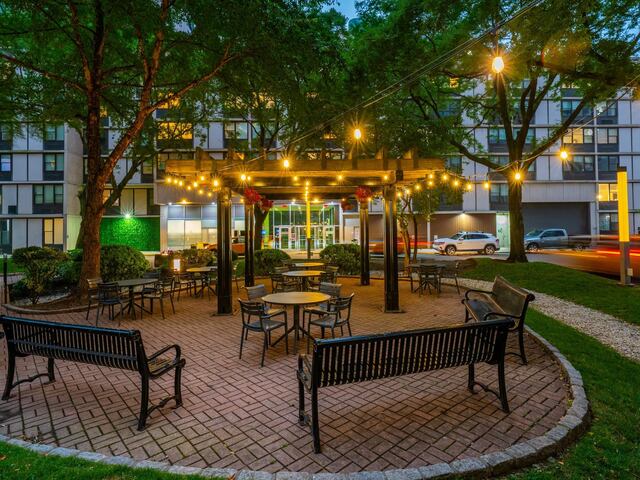 Studio at Gateway: 375 South End
