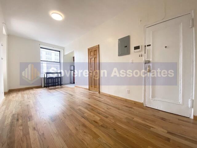 Studio at 235 West 103rd Street