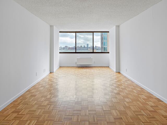 Studio at Newport: Parkside East