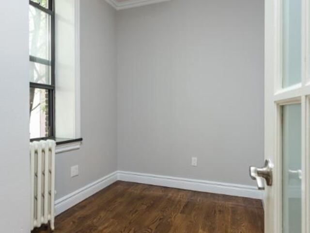 2-Bedroom at 330 East 35th Street