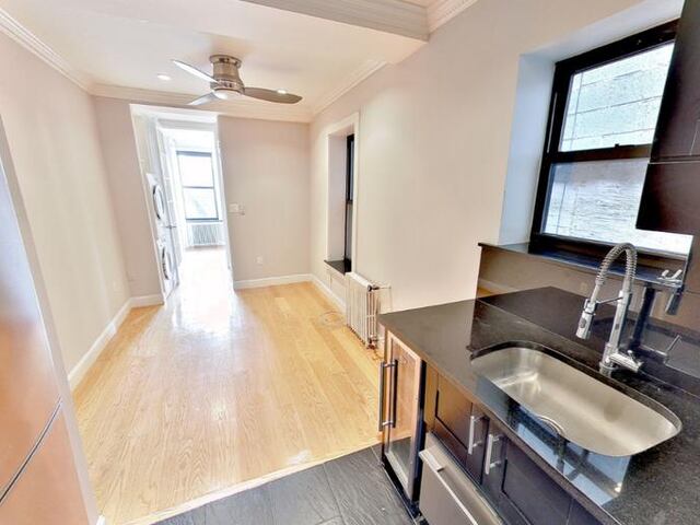 1-Bedroom at 325 East 5th Street