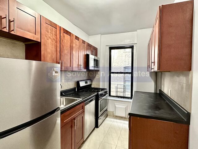 2-Bedroom at 305 Convent Avenue