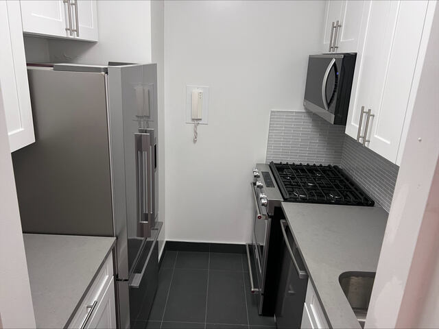1-Bedroom at The Murray Hill