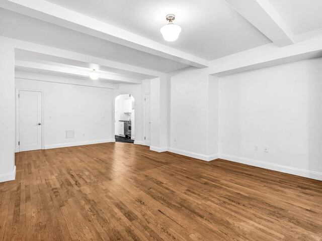 Studio at The Beaux Arts: 307 East 44th