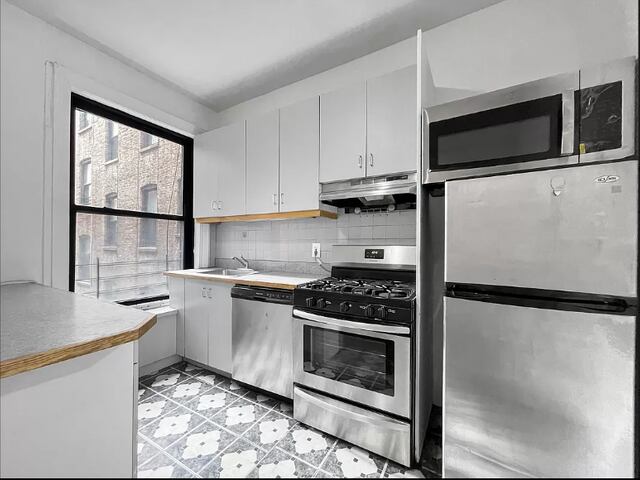 4-Bedroom at 188 Claremont Avenue
