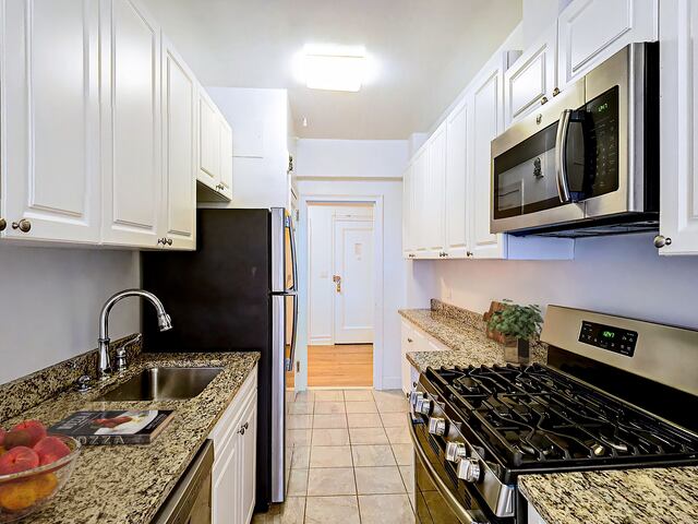 1-Bedroom at 360 East 55th Street