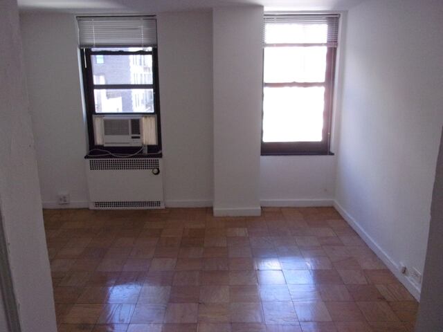 1-Bedroom at Towne House