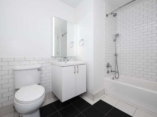 1-Bedroom at 70 Pine Street