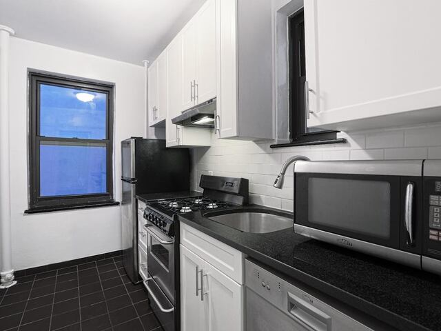 1-Bedroom at 433 West 21st Street