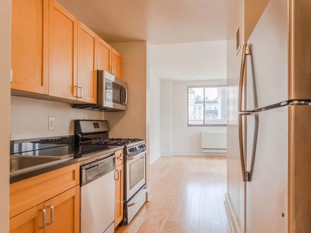 Studio at 323 West 96th Street